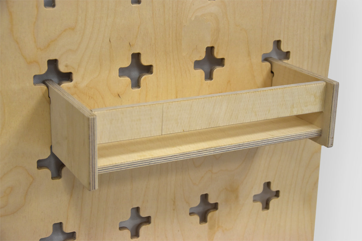 Ophængt hylde med stopper