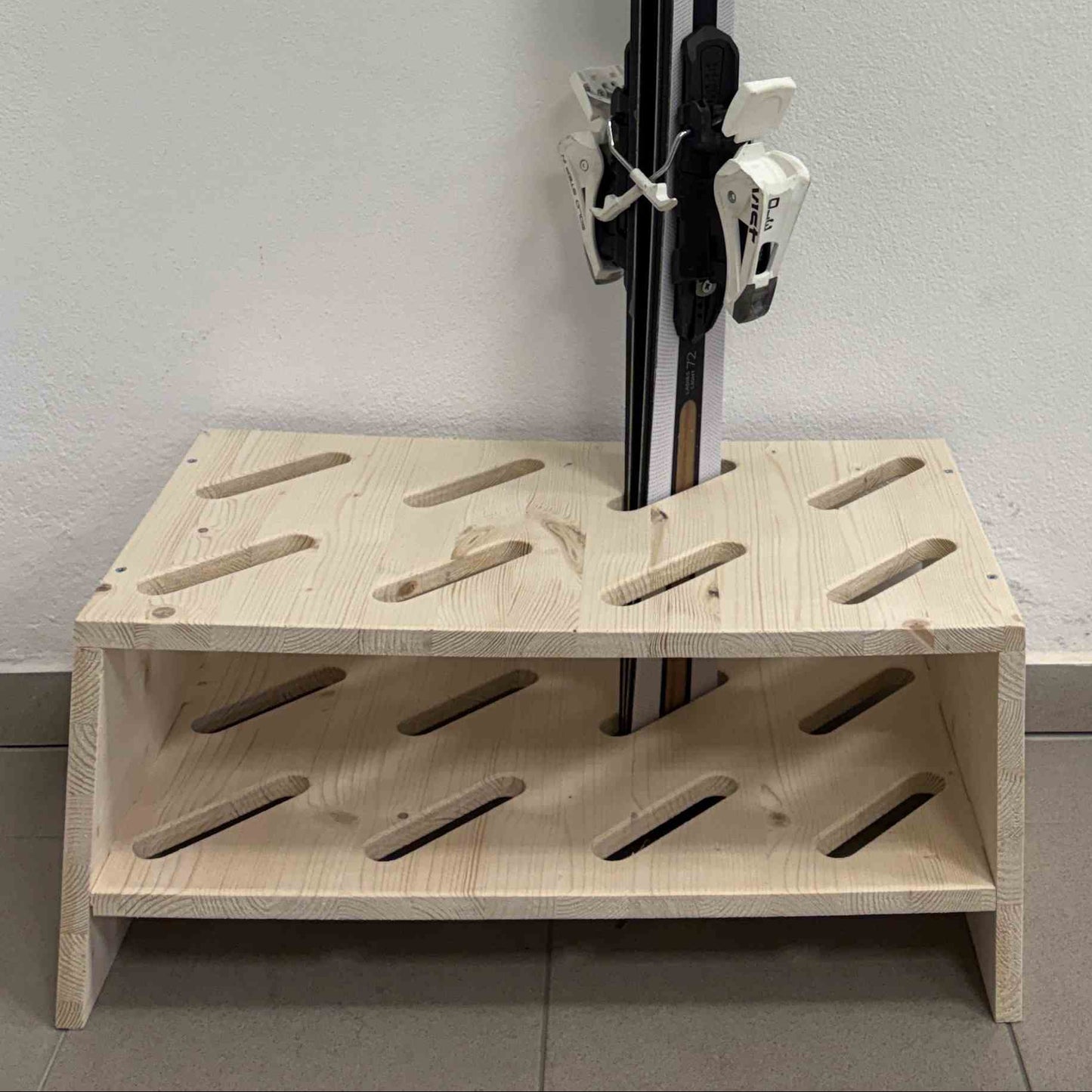 Træ-skistativ – 8 par, 61 x 33 cm - Naturfarve