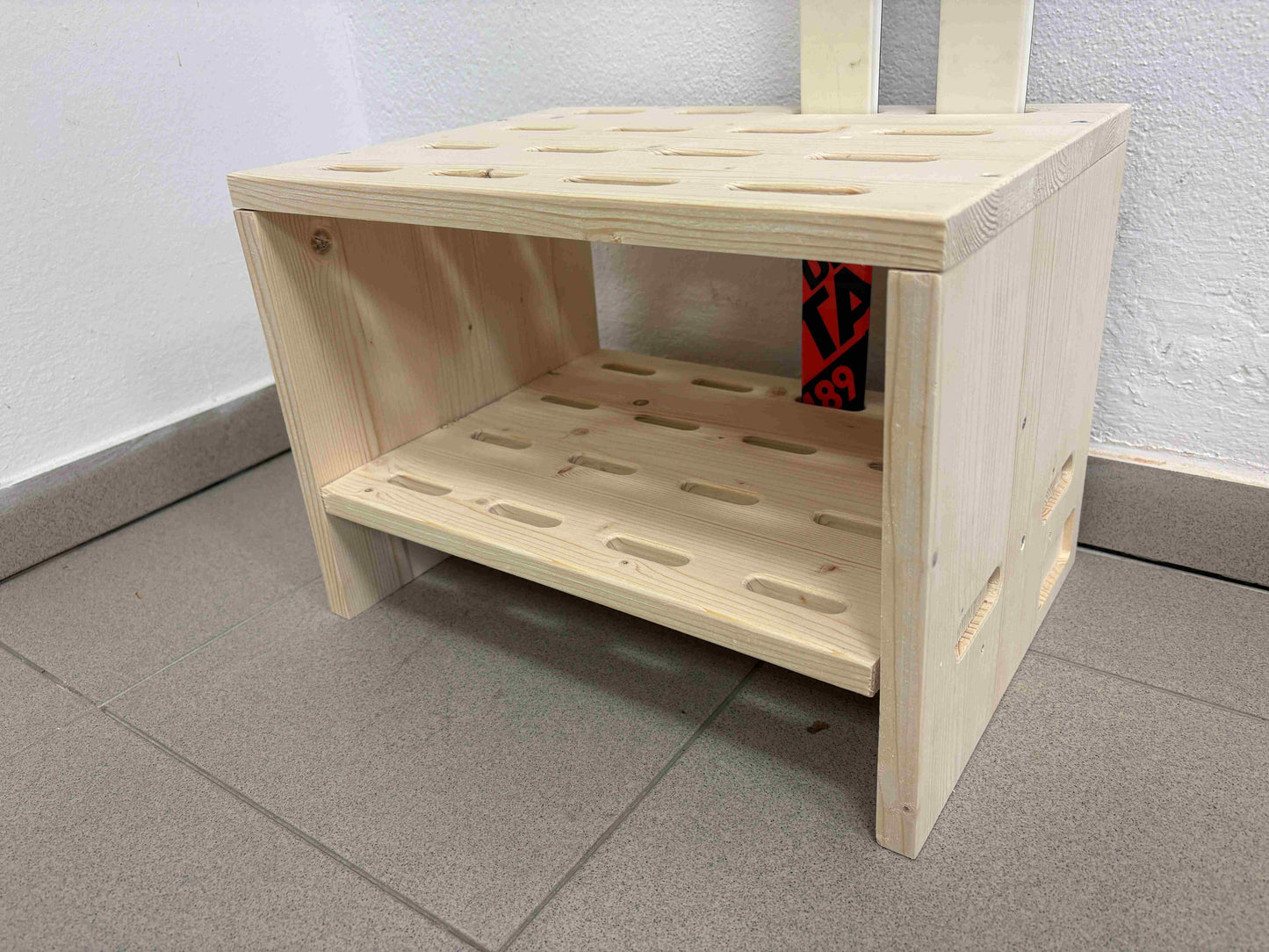 Træstativ til 8 par langrendsski - Naturfarve