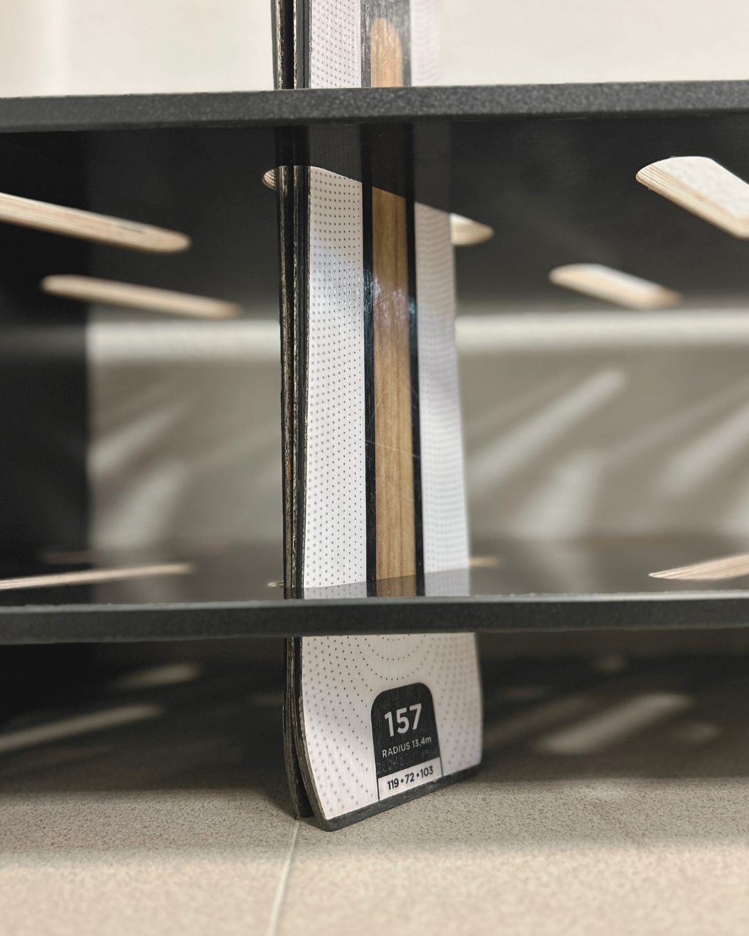 Træ-skistativ – 8 par, 61 x 33 cm